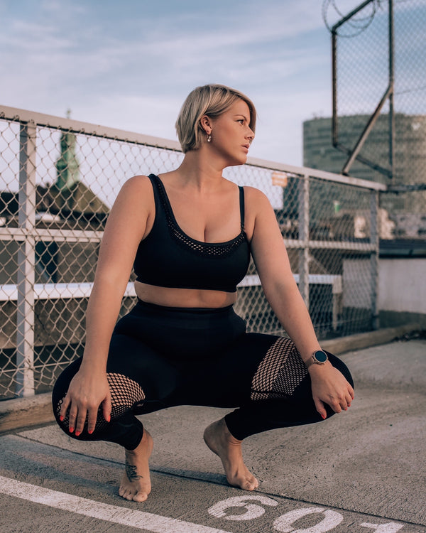 Glowy Top I Black